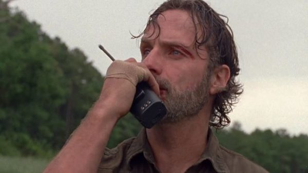 walking dead lincoln talks leaving