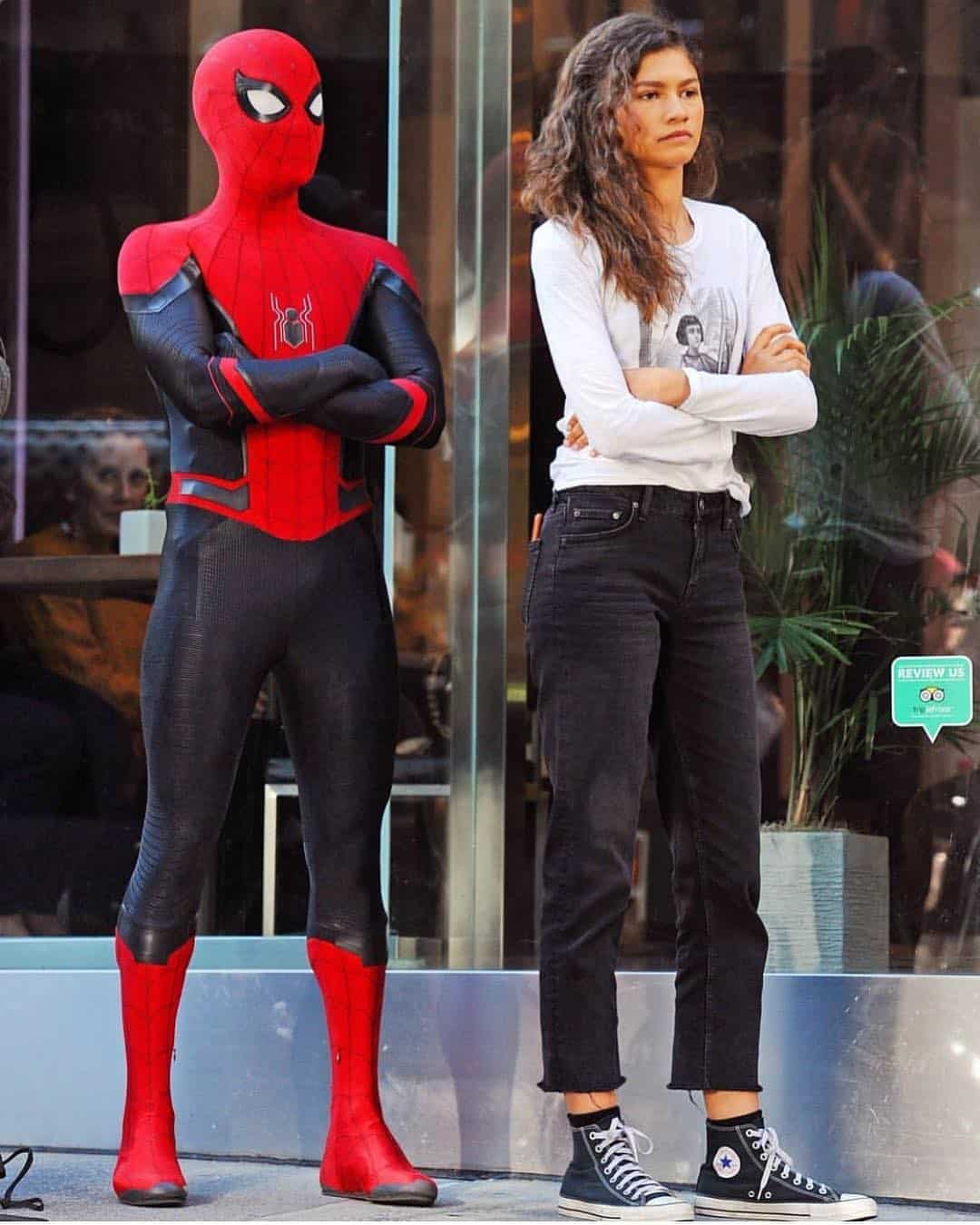 Spider-Man: Far From Home Wraps as Tom Holland Shares Some Images - Bleeding Coo...